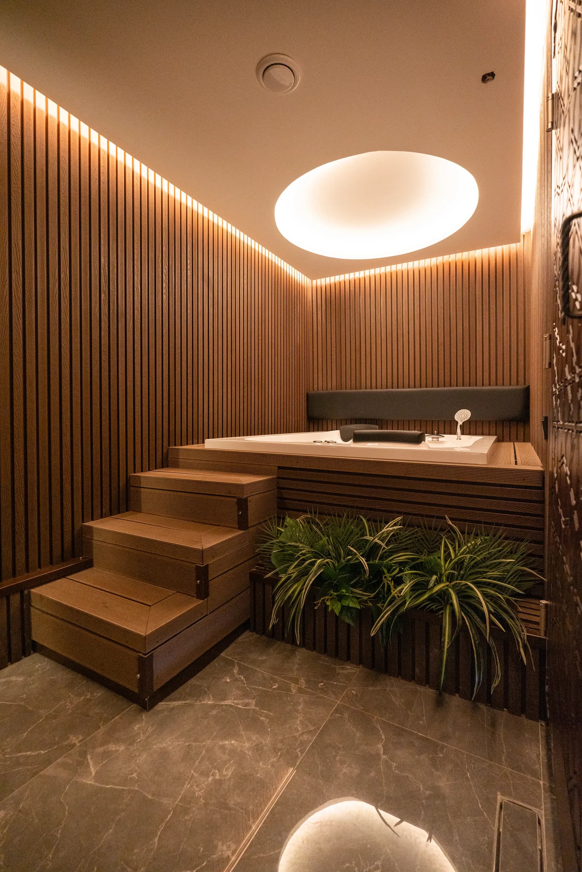 Taksim Radisson Blu · Otel Spa